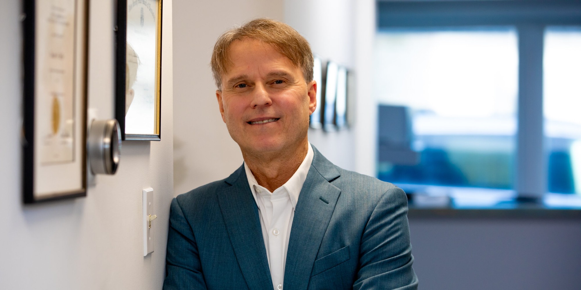 Dr. Kenneth Soffer, DMD of Signature Dental Implant Center in Clementon, NJ